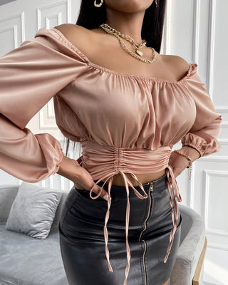 Haut à cordon de serrage en satin à manches lanterne