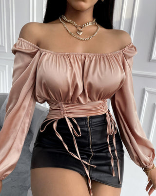 Haut à cordon de serrage en satin à manches lanterne