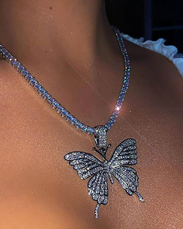 1PCS pendentif papillon collier de charme clouté