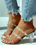 Sandales à talons et rivets transparents
