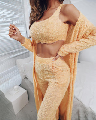 Ensemble haut court et pantalon duveteux uni