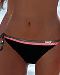 Ensemble de bikini à bretelles spaghetti à clous color-block