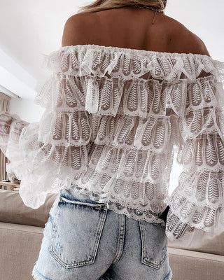 Haut à manches évasées et épaules dénudées