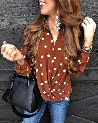 Haut boutonné à pois