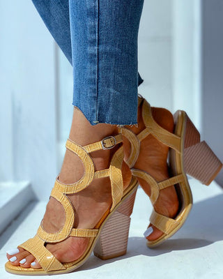 Sandales à talons épais et boucle à la cheville