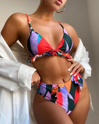 Ensemble de bikini froncé à ourlet volanté color block