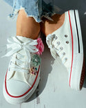 Chaussures de skate à lacets à motif floral et œillets cloutés