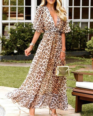 Robe longue à décolleté plongeant et imprimé léopard
