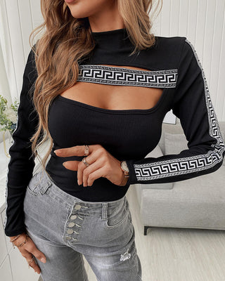 Haut à manches longues et découpes cloutés