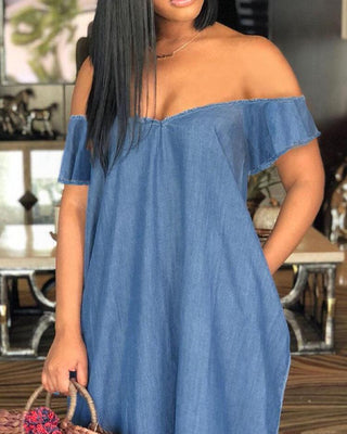 Robe longue ample en denim surdimensionnée à épaules dénudées