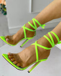 Sandales à talons fins et lacets transparents