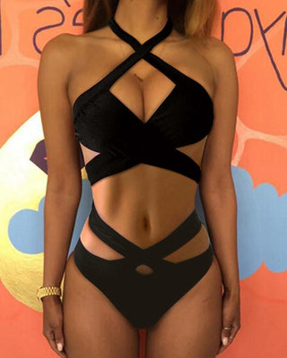 Ensemble de bikini à bretelles et licou sur le devant