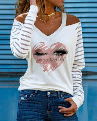 Top en maille transparente à motif cœur et épaules dénudées