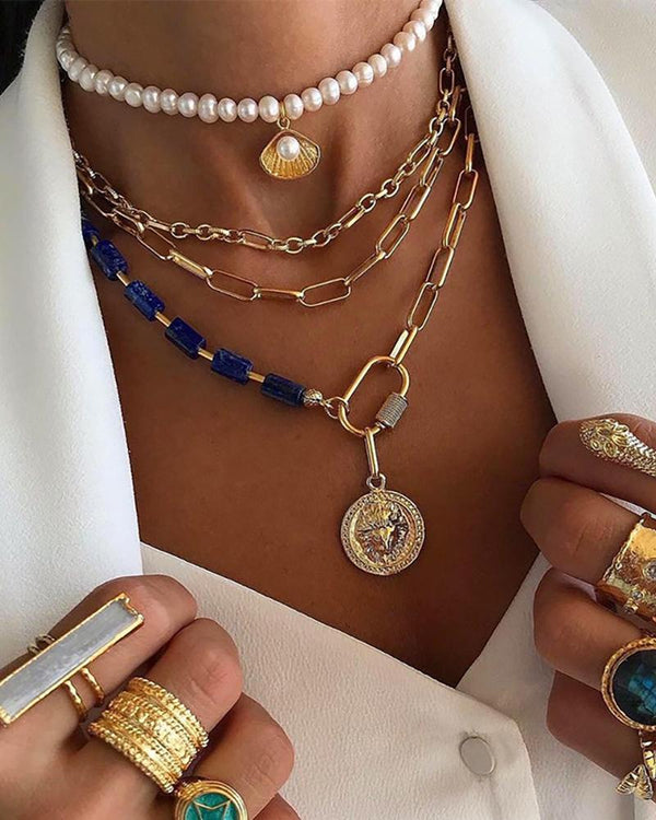 Collier superposé à chaîne de perles à motif de métal et de coquillage