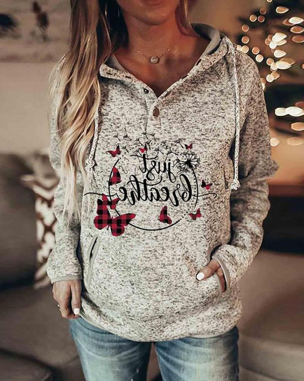 Haut à capuche décontracté imprimé lettre / arbre / papillon de Noël