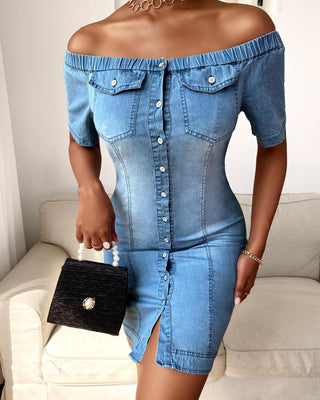 Robe moulante boutonnée en denim à épaules dénudées