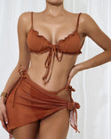 Ensemble de bikini string avec bordure en laitue 3PCS avec jupe de plage