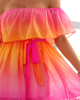 Robe à volants et épaules dénudées dégradé de couleur