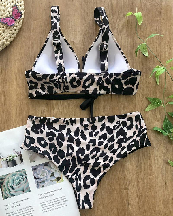 Ensemble de bikini sexy imprimé léopard