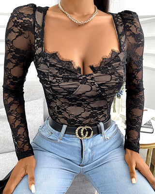 Haut à manches longues avec bordure en dentelle et cils