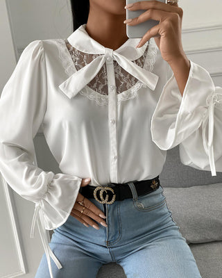 Top en mousseline de soie à manches longues et patchwork de dentelle