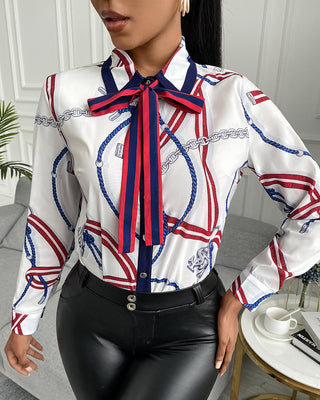 Chemise à manches longues à col noué et imprimé foulard