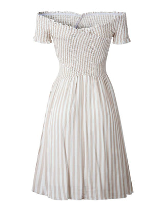 Robe décontractée à épaules dénudées rayée