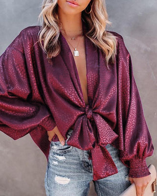 Blouse torsadée unie à manches chauve-souris