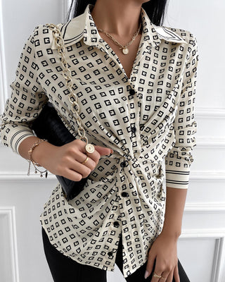 Chemise décontractée à carreaux et design torsadé
