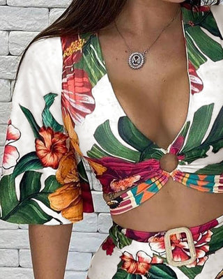 Ensemble haut et jupe à encolure en V à imprimé tropical