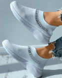 Chaussettes légères en cours d'exécution Chaussures de sport en plein air en tricot clouté Slip On Sneaker