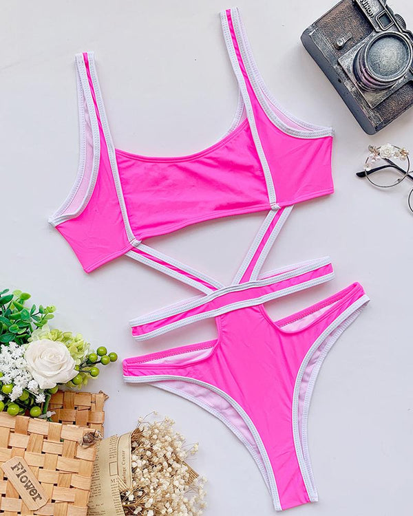 Maillot de bain une pièce à découpes contrastées avec reliure contrastée