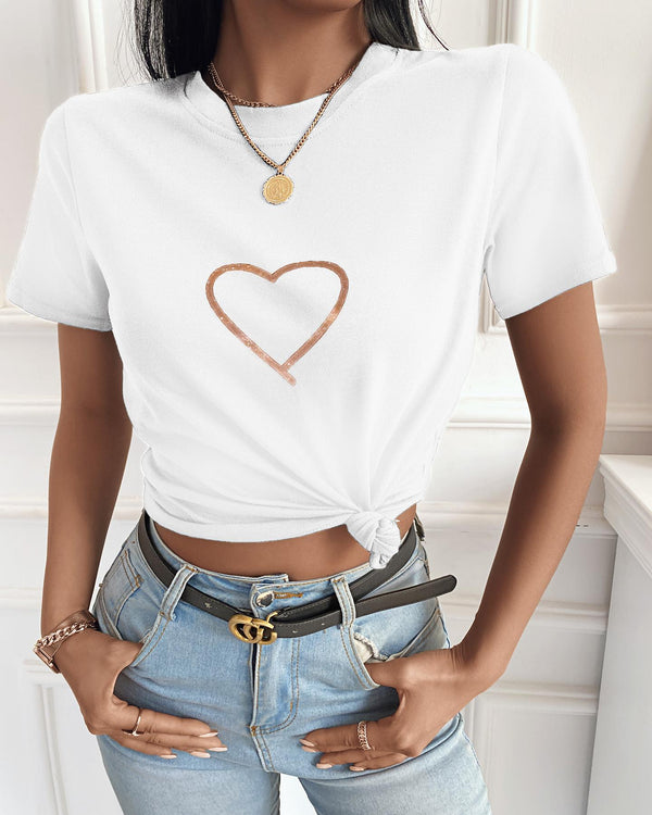 T-shirt décontracté à manches courtes et imprimé cœur