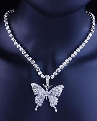1PCS pendentif papillon collier de charme clouté