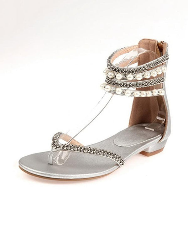 Sandales à talons élégantes avec bride à la cheville ornée de perles