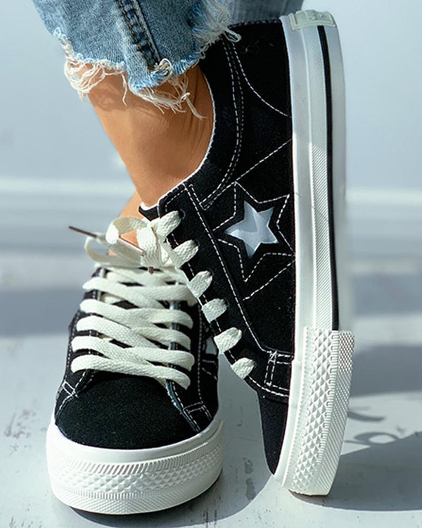 Chaussures à lacets en daim à motif étoile