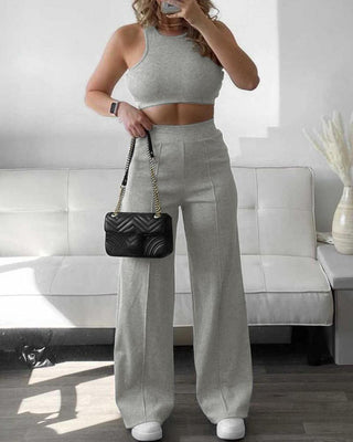 Ensemble top court sans manches et pantalon taille haute