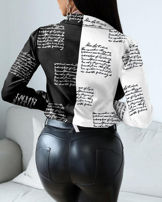 Chemise de conception de bouton d'impression de lettre de bloc de couleur