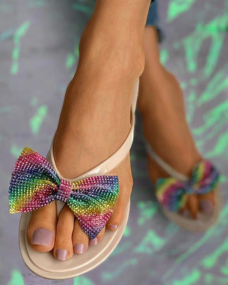 Sandales plates à nœud papillon et strass color-block