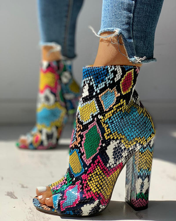 Bottes à talons épais en peau de serpent colorée