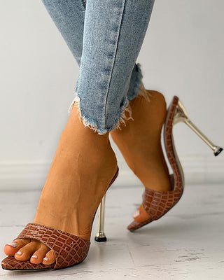 Talon aiguille bout pointu embossé croco