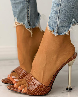 Talon aiguille bout pointu embossé croco