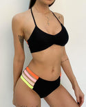 Ensemble de bikini licou découpé à échelle color-block