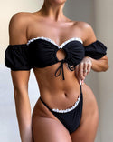 Ensemble de bikini froncé à épaules dénudées