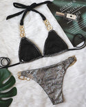 Ensemble de bikini à bretelles en chaîne cloutées en peau de serpent