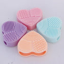 Brosse en coeur nettoyante pour pinceaux