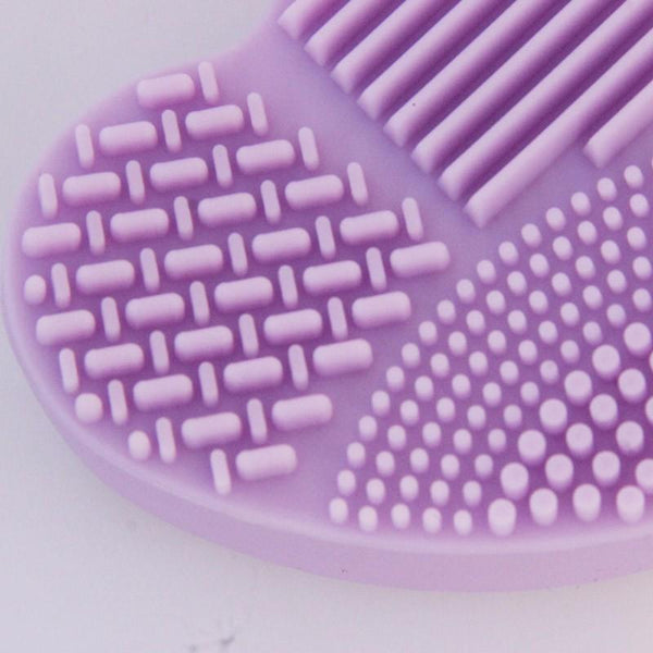 Brosse en coeur nettoyante pour pinceaux