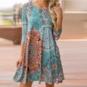 Robe bleue florale